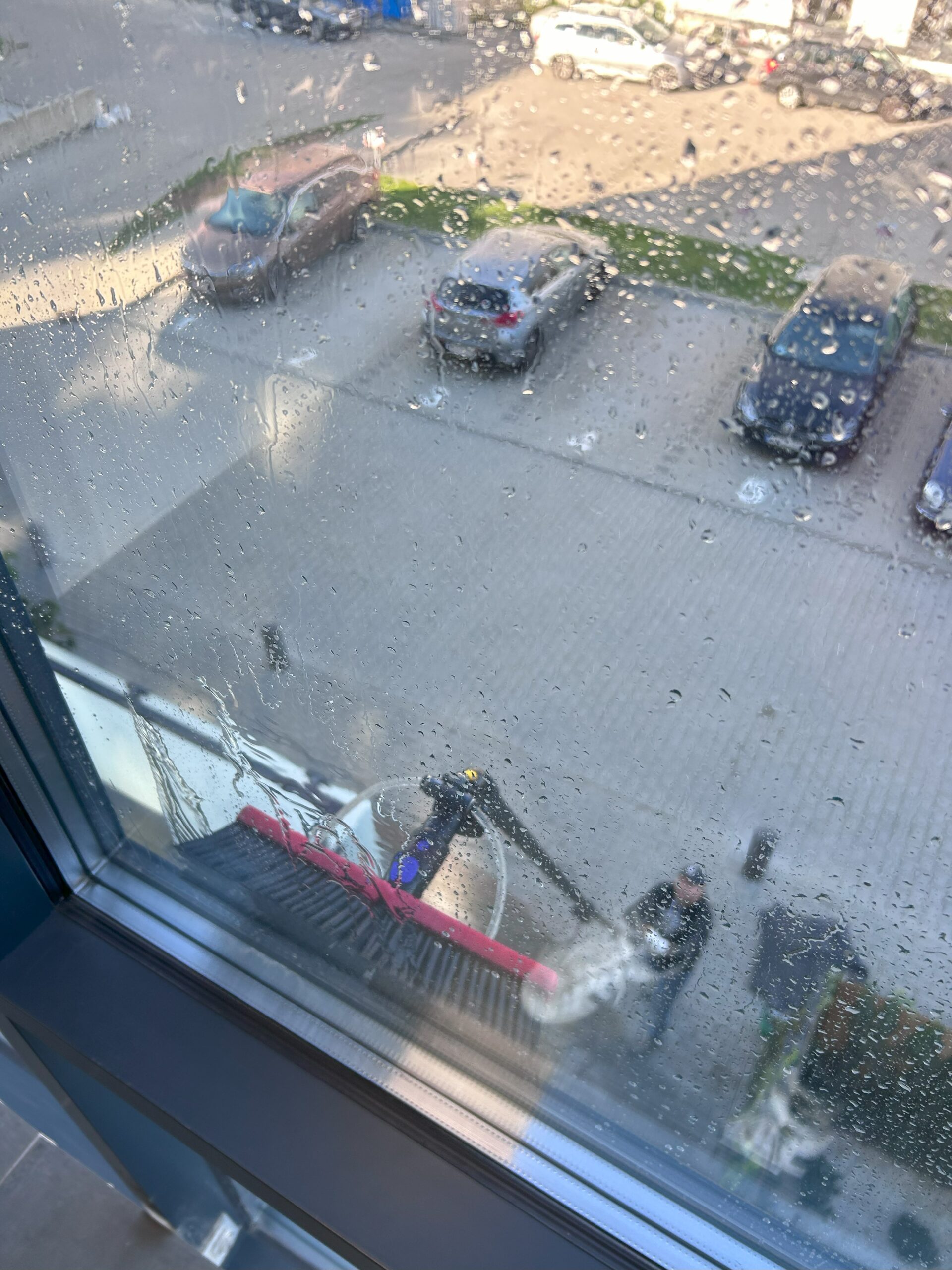 Czyszczenie szyb na wysokości